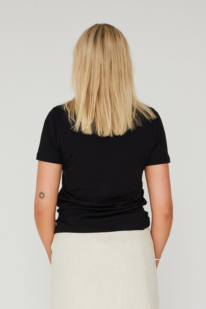 A-VIEW - Stabil Top S/S - 999 Black T-shirts