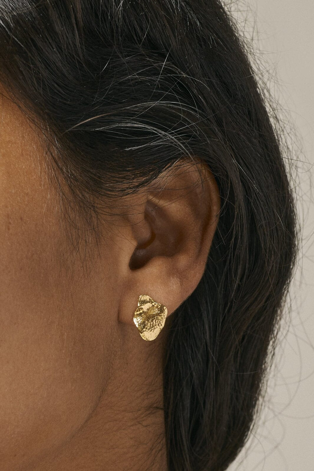 Forudbestilling - Enamel Copenhagen - Studs, Maia Small - 925S/Gp/M Øreringe