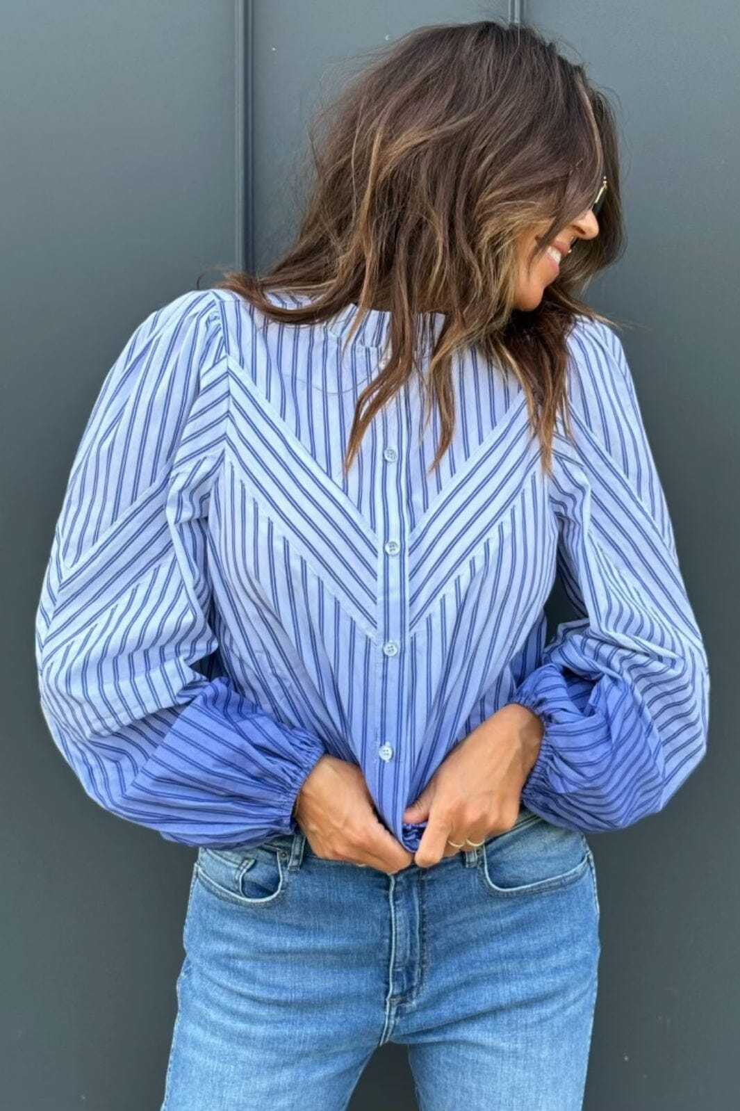 Forudbestilling - Gossia - Kanyago Shirt - Blue Stribe Ombre Skjorter