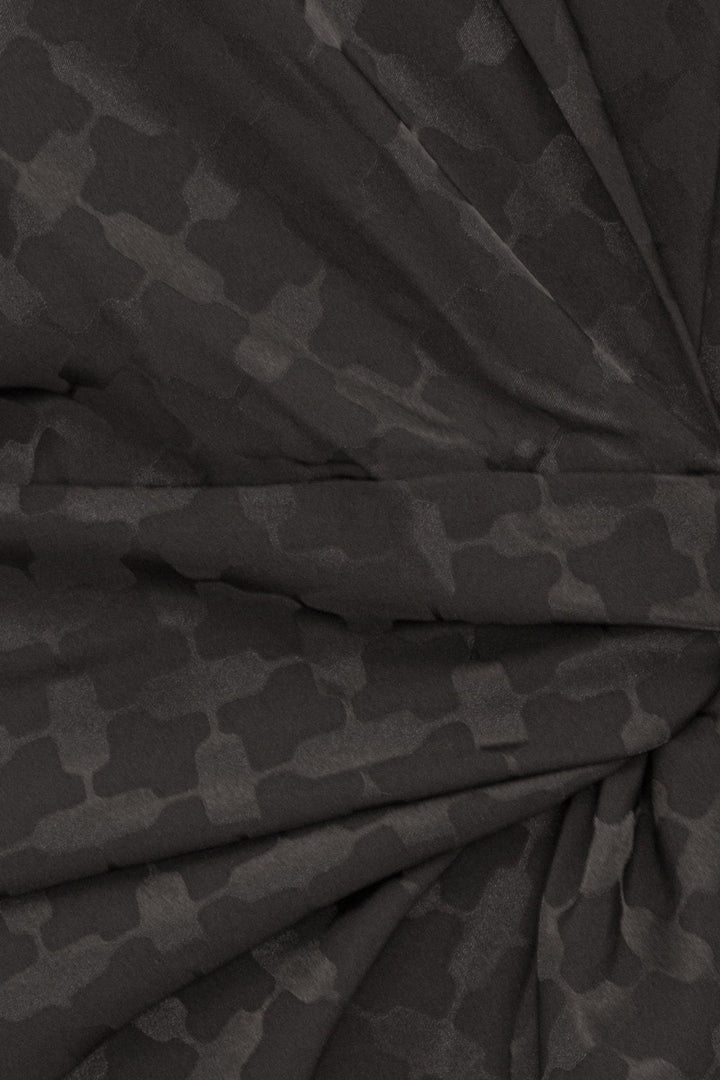 Forudbestilling - Karmamia - Ivy Wrap Dress - Black Keffiyeh Jacquard (September)) Kjoler