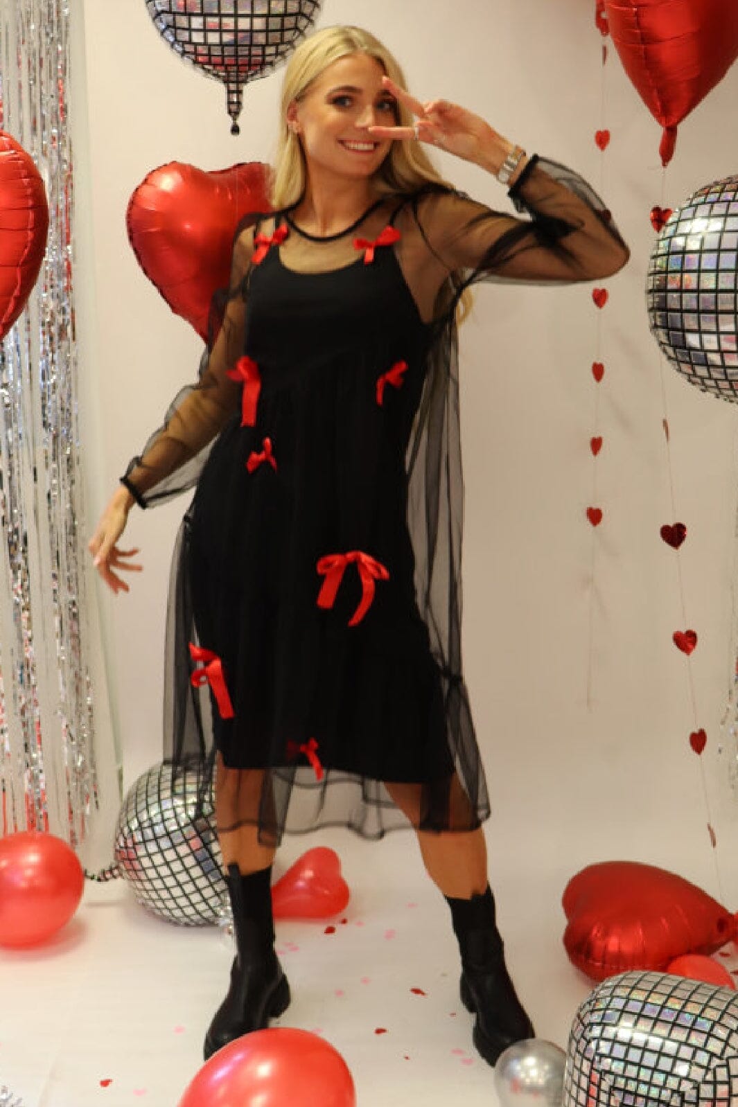 Forudbestilling - Liberte - Tulle-Ls-Bow-Dress 22124 - Black Red Bow Kjoler