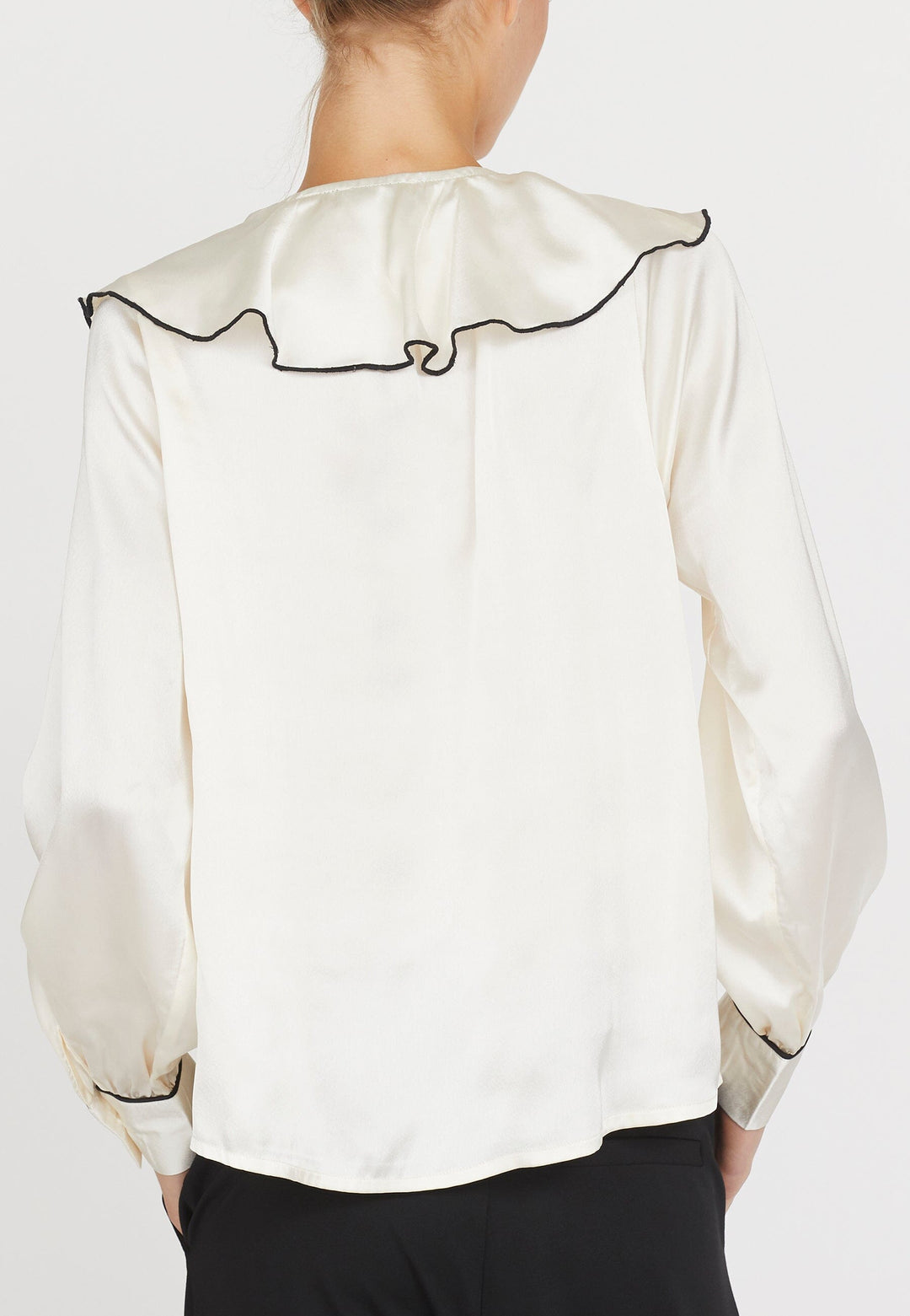 Forudbestilling - Love & Divine - Love1241 - 119 Cream/Black Bluser