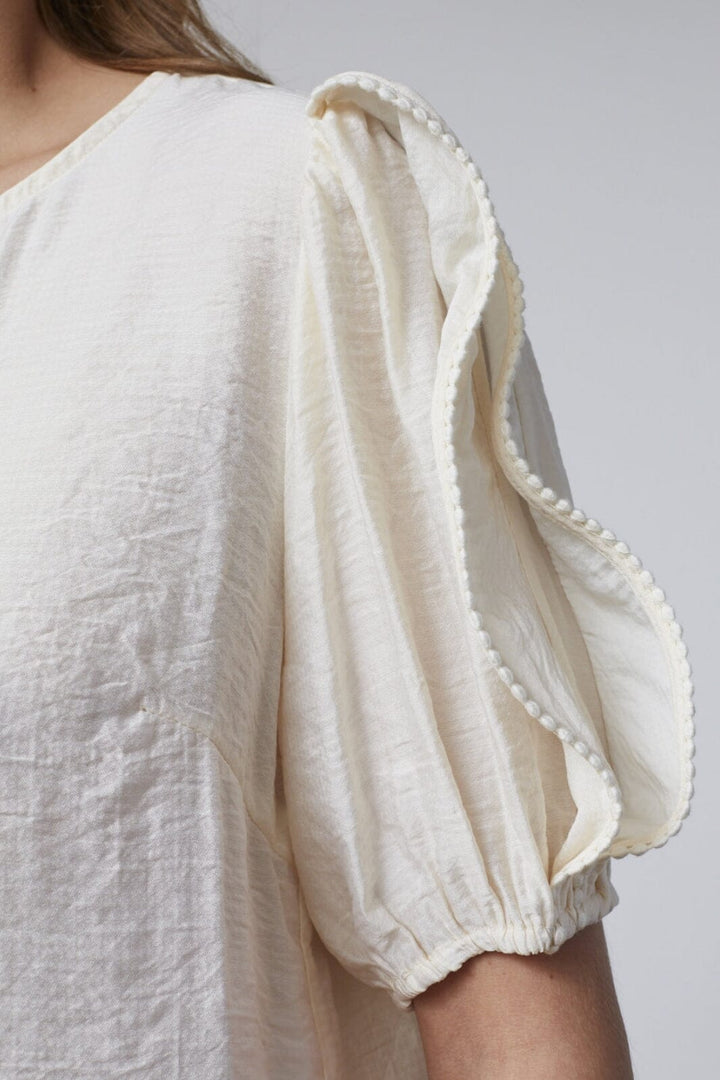 Love & Divine - Love1377 18906 - 115 - Cream