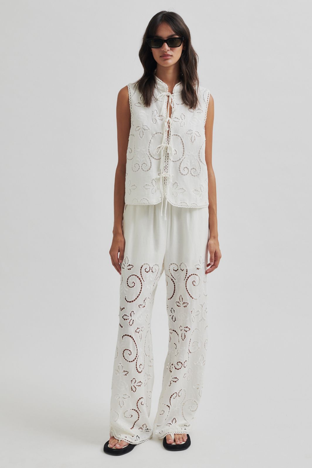 Forudbestilling - Second Female - Vilma Top 59724 - White Toppe