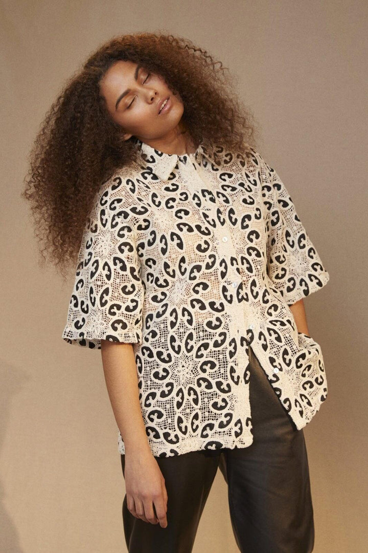 Love & Divine - Love1092 - 112 Cream/Black Skjorter