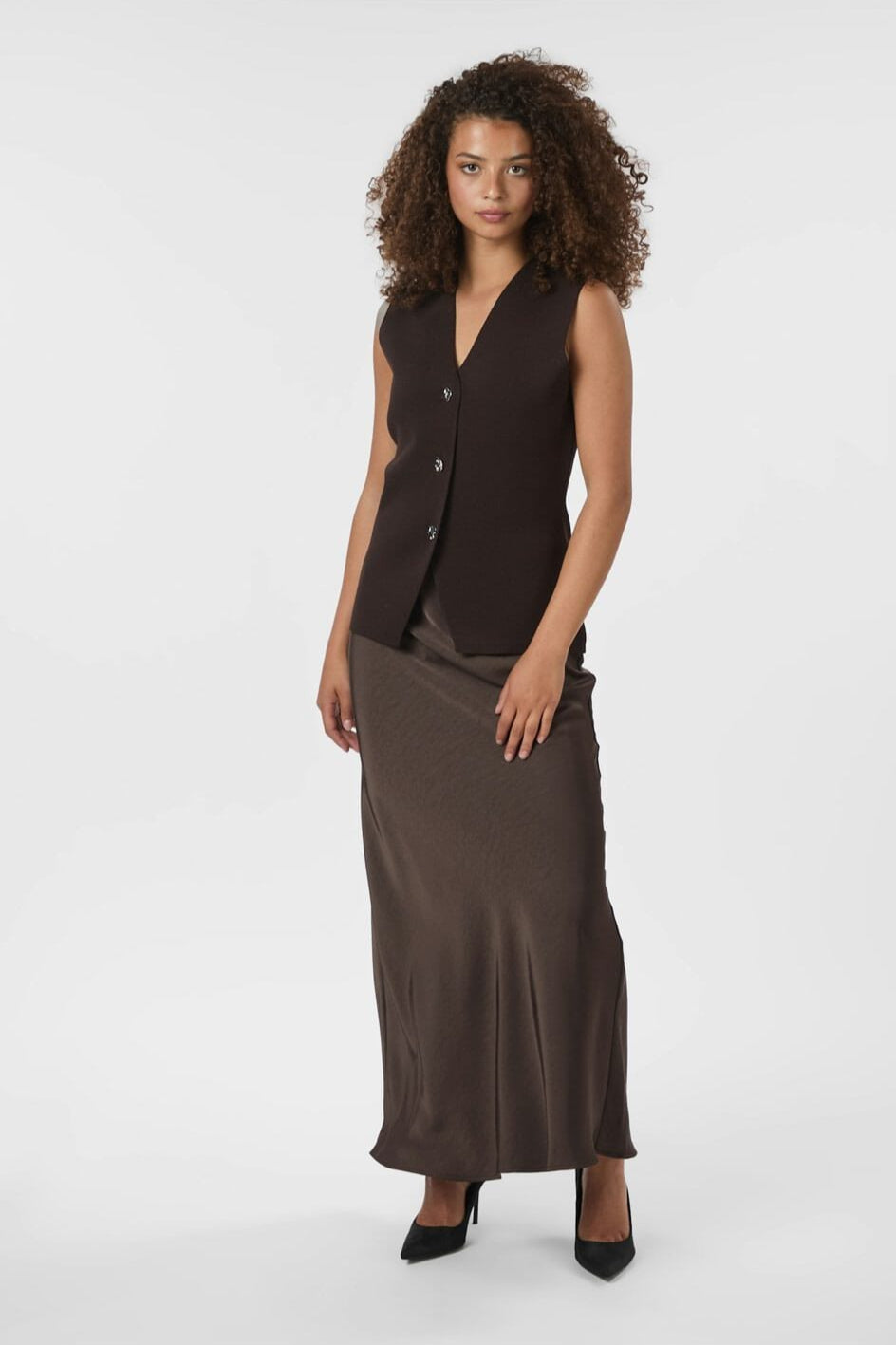 Neo Noir - Sway Smooth Knit Waistcoat 164704 - 676 - Dark Brown