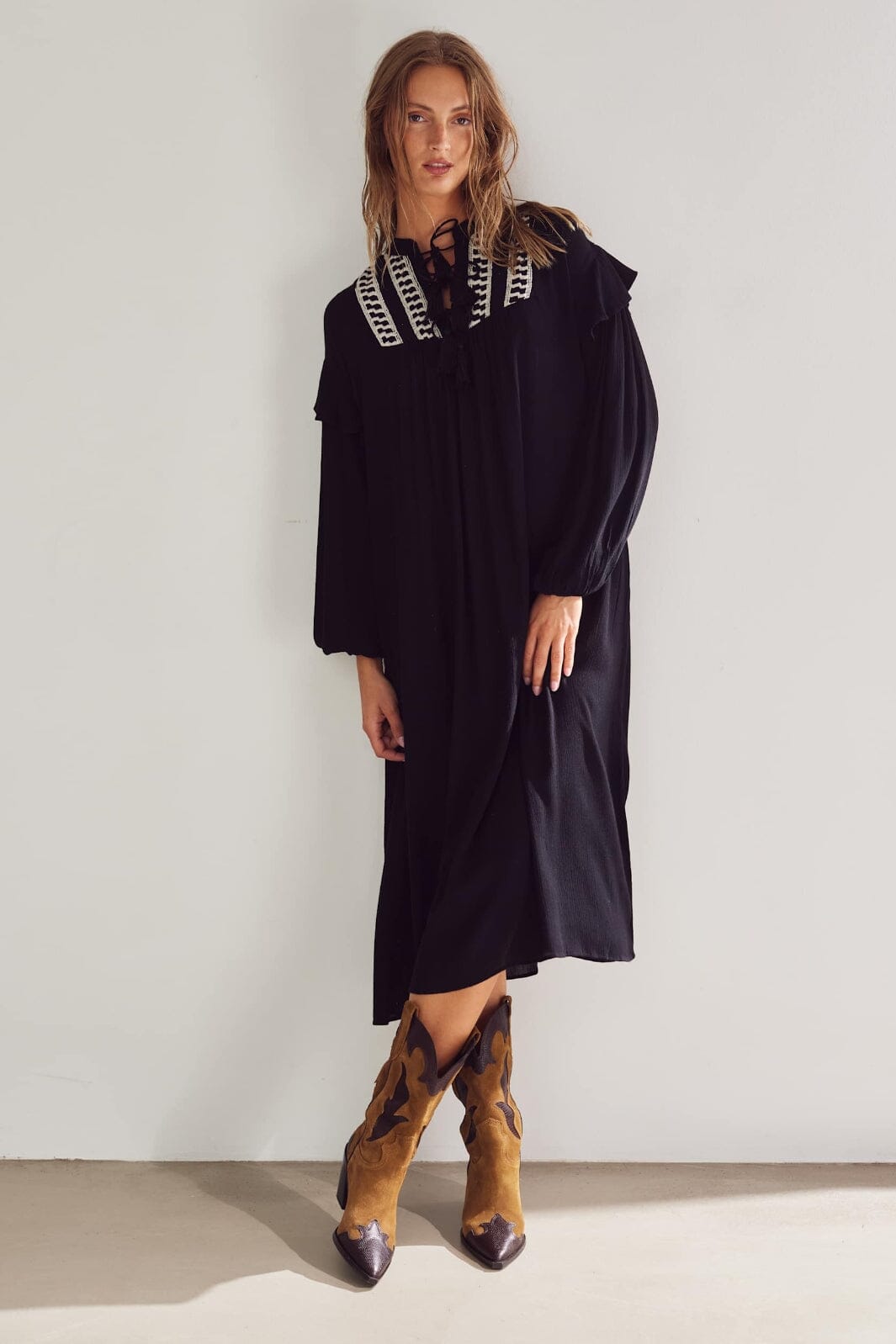 Noella - Keysanna Dress 13360002 - 004 - Black