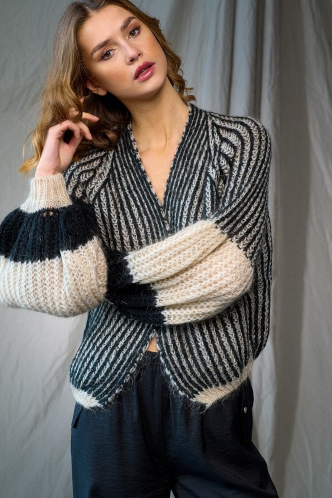 Noella - Liana Knit Cardigan - Cream/Black Cardigans