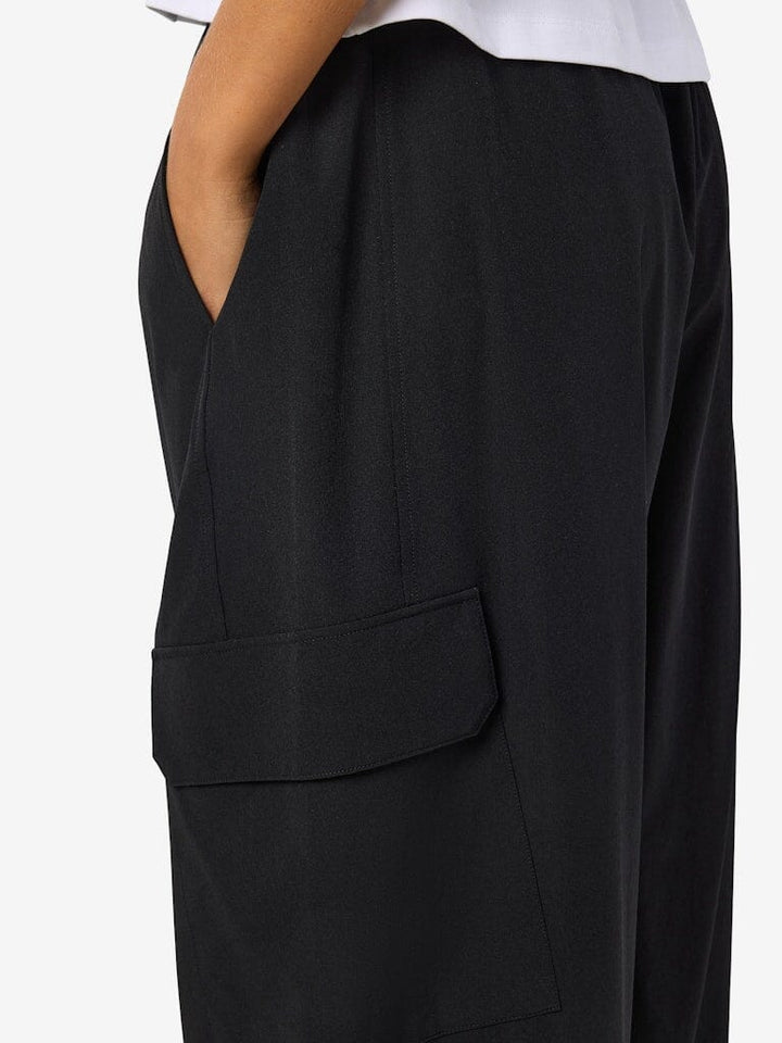 Noisy May - Nmkirby Barrel Pants - 5049488 Black Bukser