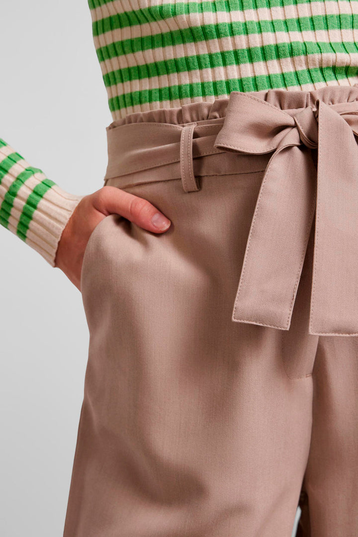 Pieces - PcBoss Hw Paperbag Straight Pants Noos - White Pepper Bukser