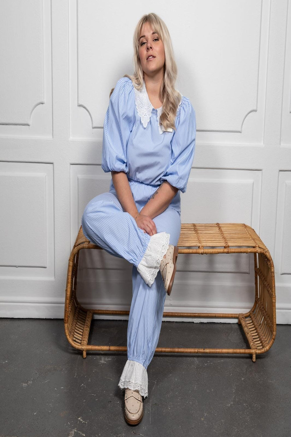 Forudbestilling - Stories From The Atelier By Copenhagen Shoes - Beach Lovers Pants - 456 Light Blue Bukser