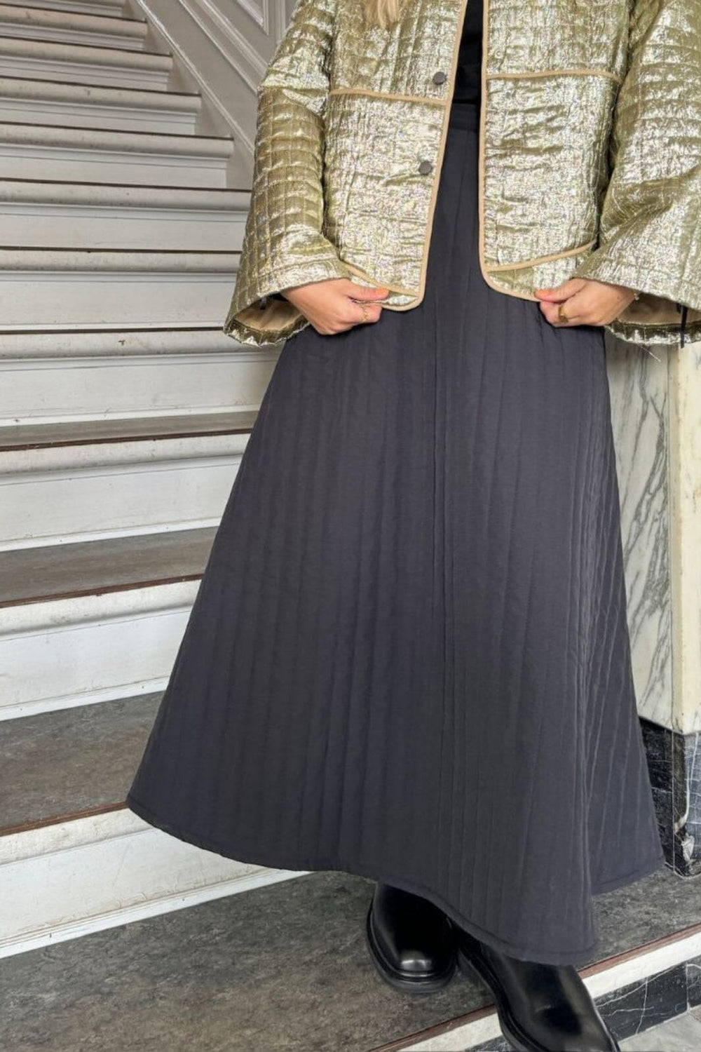 Stories From The Atelier By Copenhagen Shoes - Move Me Skirt - 0001 Black Nederdele