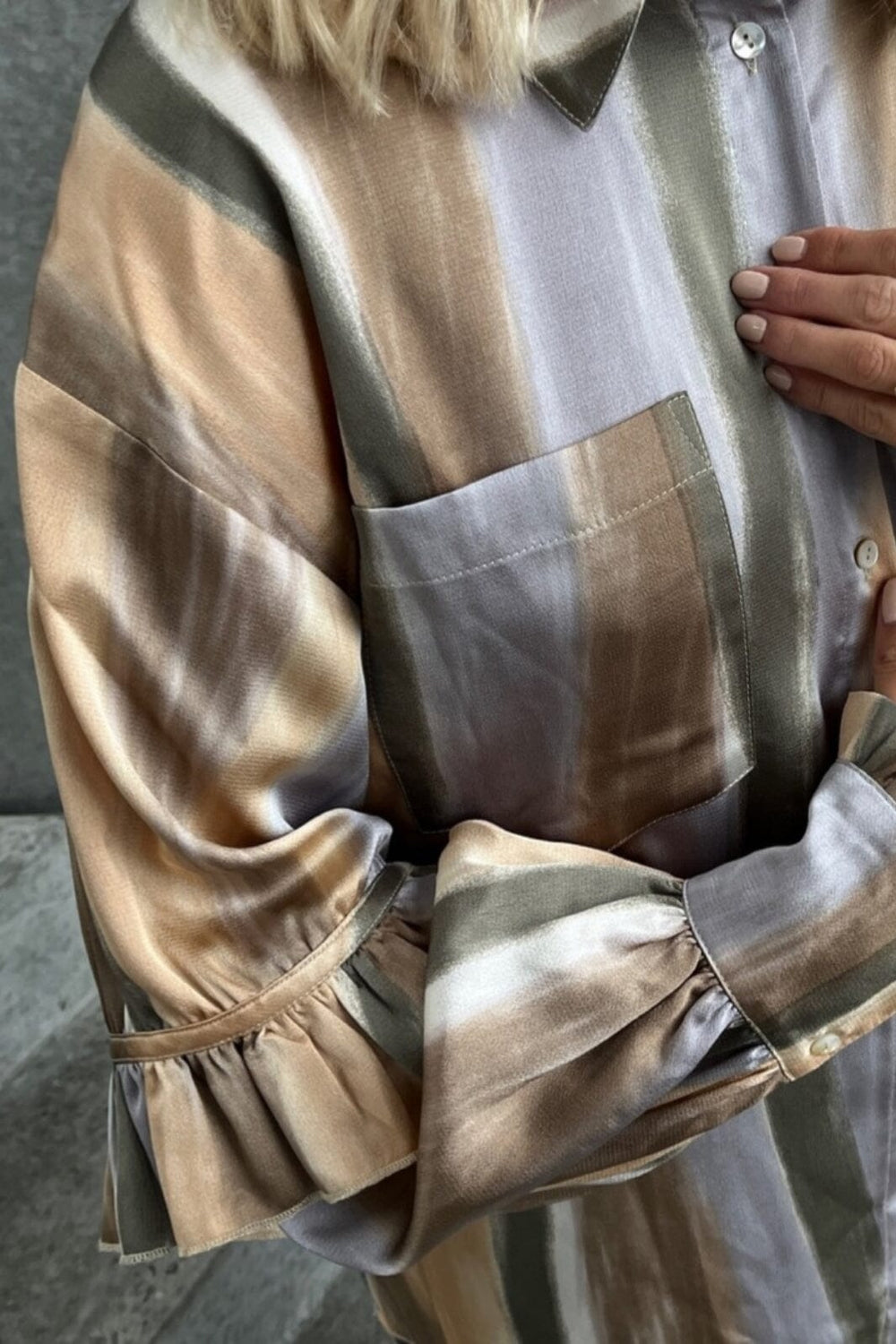 Stories From The Atelier By Copenhagen Shoes - The Believe Shirt - 2239 Multi Color