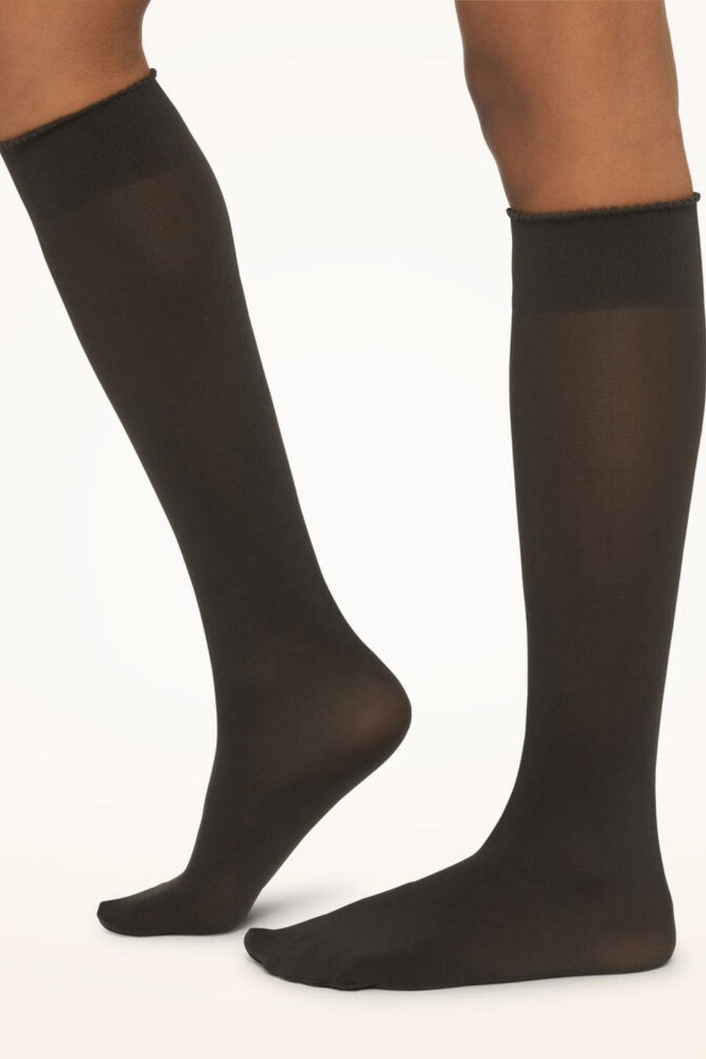 Wolford - Velvet De Luxe 50 Knee-highs - 7212 Nearly Black Strømper
