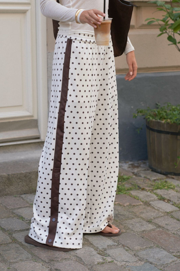 Jeansy, legginsy i spodnie damskie