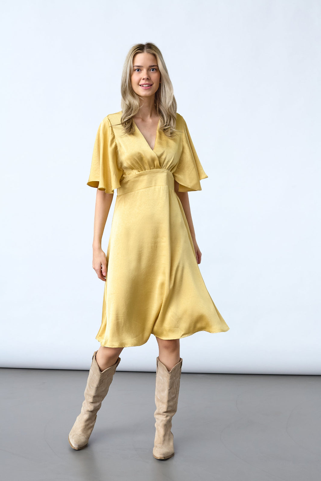 Sisters Point - Gisela-Dr.Midi 20005 - 656 - Straw