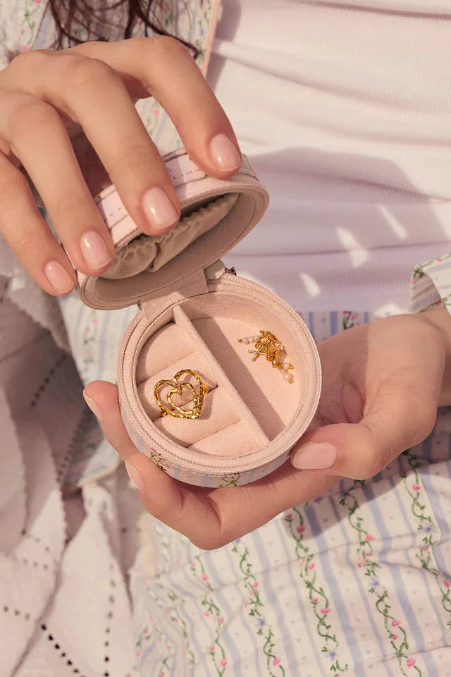 Maanesten - Round Jewelry Box - Small Garden Magic Ivory - 4123