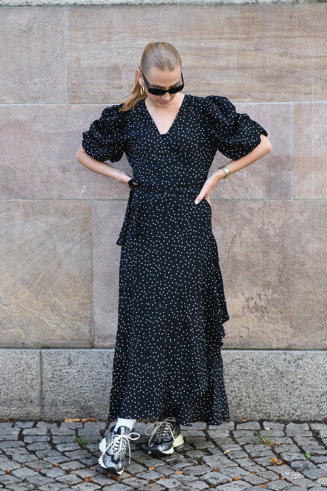 A-View - Sinda Dot Dress AV8152 - 067 - Black/White Kjoler 