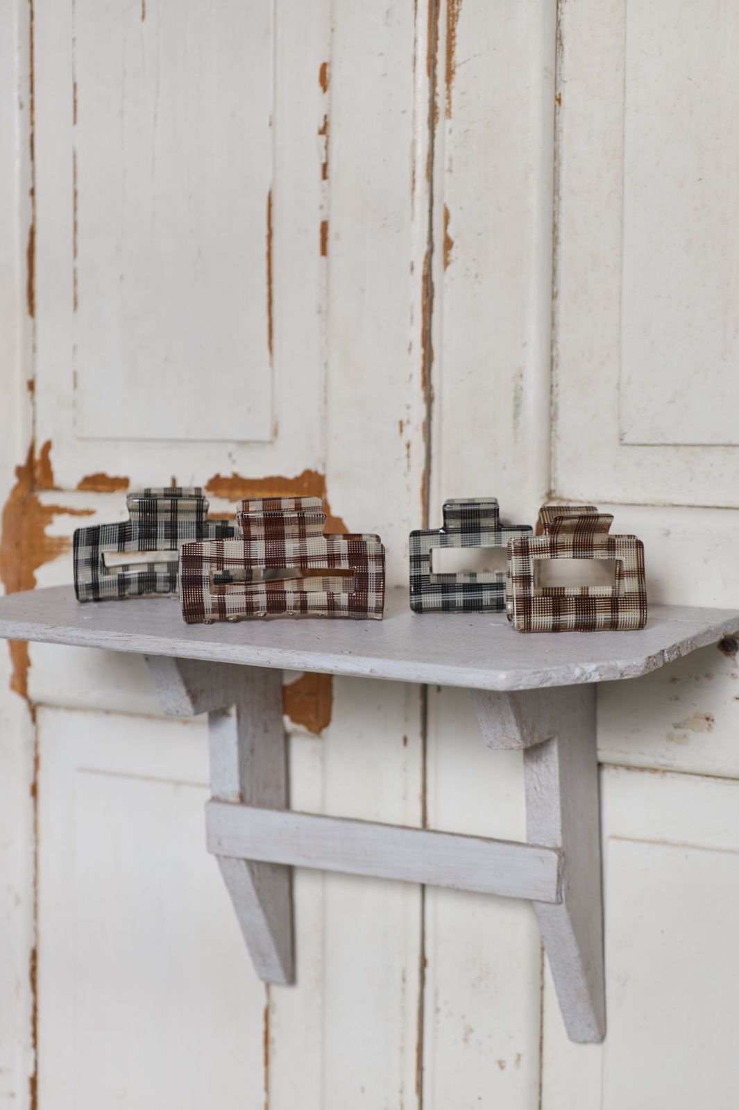 Black Colour - Bckarmen Hair Claw 5996 - Coffee