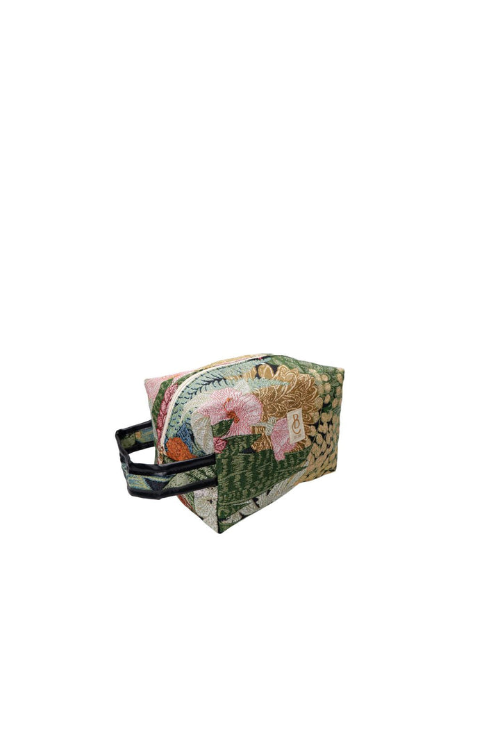 Black Colour - Bcnyla Washbag 7026 - Flower Forest