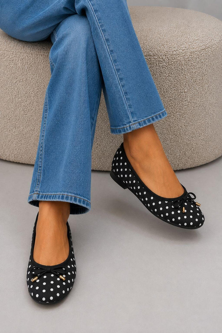 Bloom - Monarda Ballet Flats - Black Ballerinaer 
