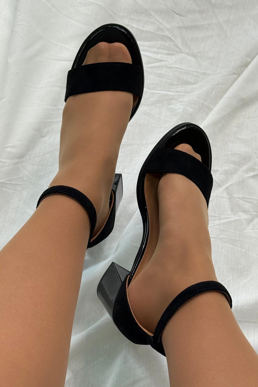 Bloom - Norah Sandaler - Black Sandaler 