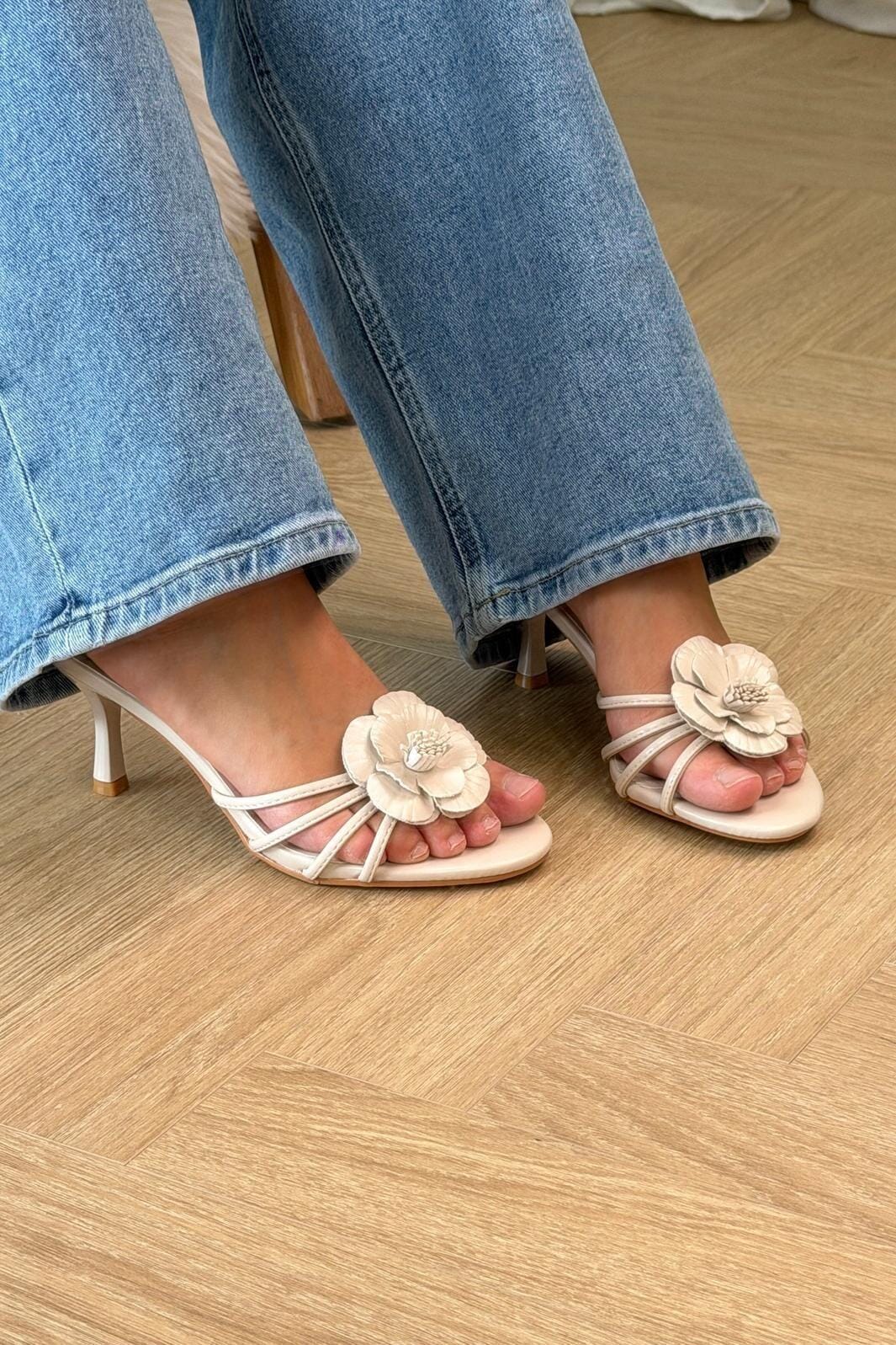 Bloom - Snapdragon Stiletto - Beige Stiletter 