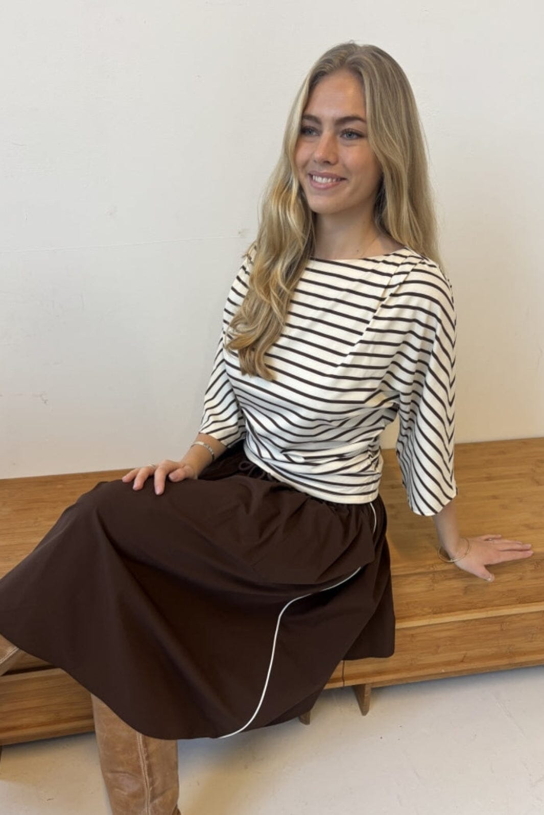 Continue - Jessie Stripe 15137 - Brown Stripe