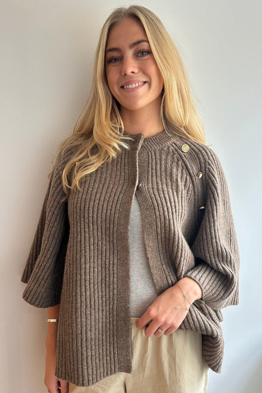 Continue - Louis Cape 15100 - Earth Strikbluser 