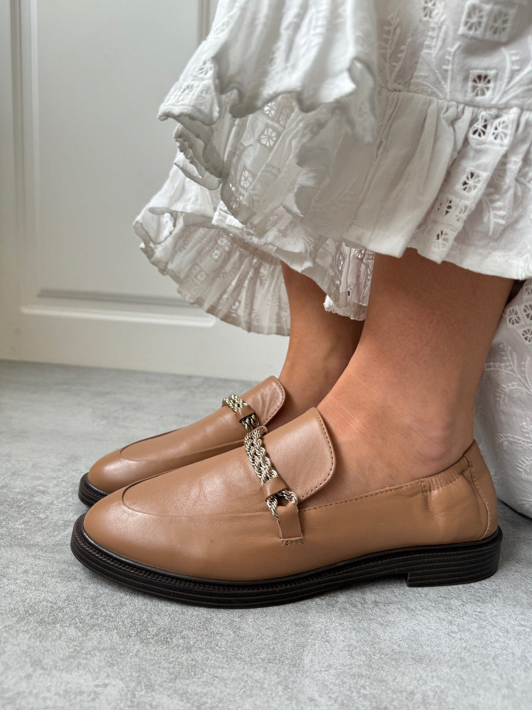 Copenhagen Shoes - Love And Walk - 0133 Cappuccino Loafers 