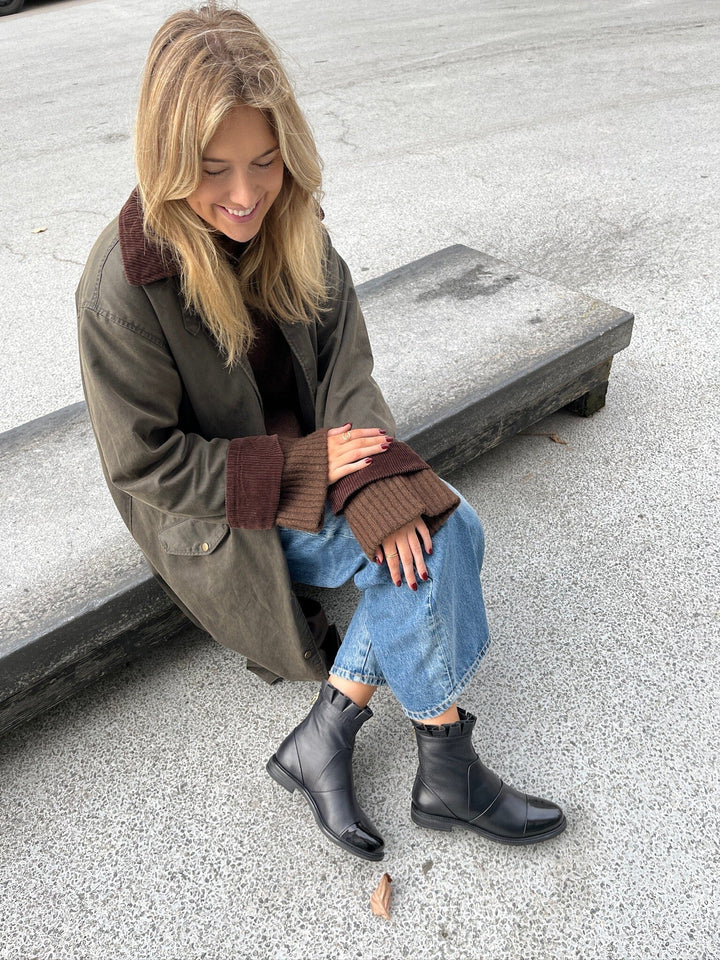 Copenhagen Shoes - Margaret - 00010 Black W/Patent Toe Støvler 