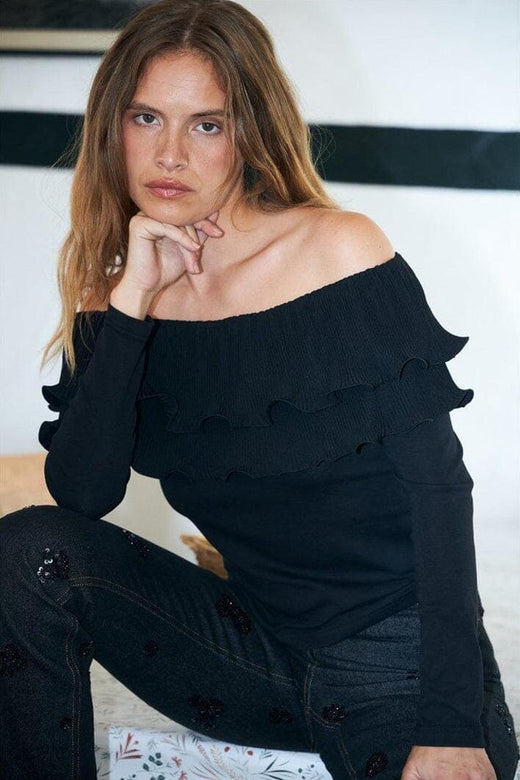 Cras - Flounce Blouse C499 - 9999 - 9999 Black