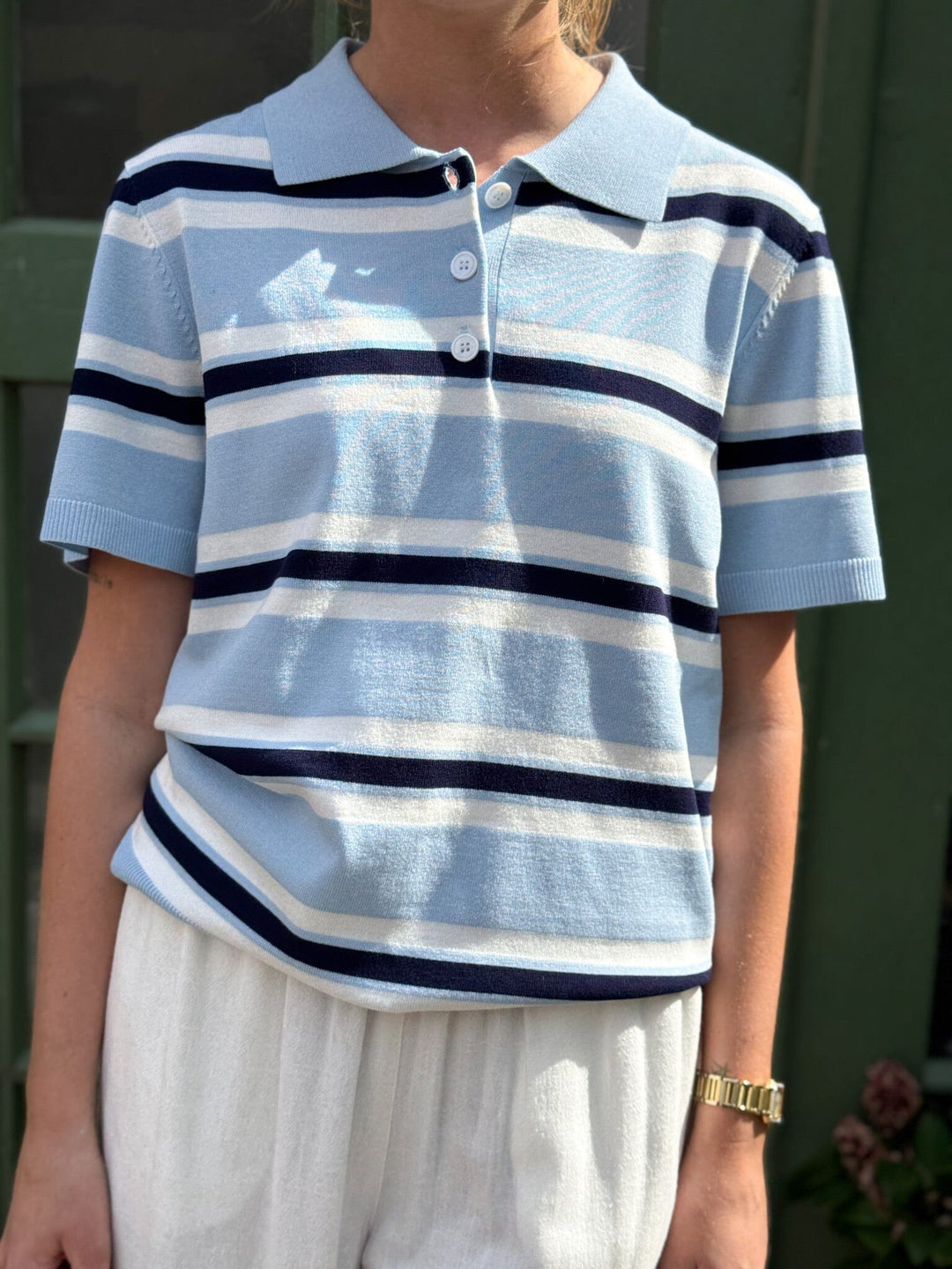 Forudbestilling - A-VIEW - Polo Stripe Knit Blouse AV5060 - 100 - Light Blue/White Stripe Bluser 