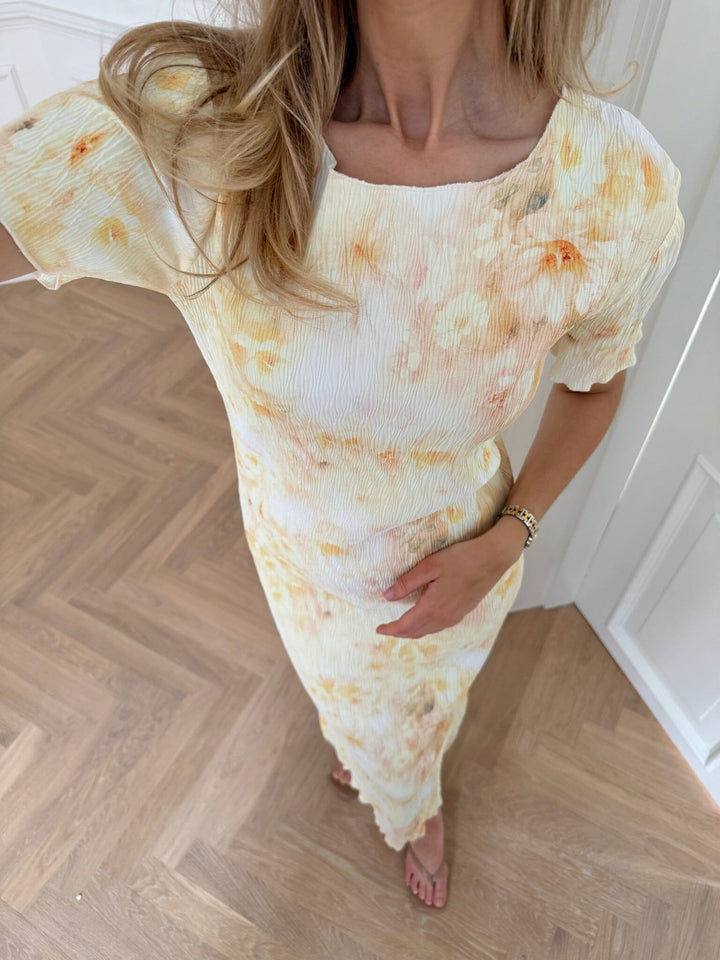 Forudbestilling - BYIC x Molly&My - Odaic Ss Dress A23834 - Sunlight Blossom Kjoler 