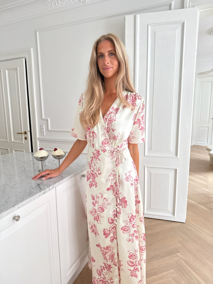 Forudbestilling - BYIC x Molly&My - Yrsaic Maxi Dress A23849 - Vintage Rose Kjoler 