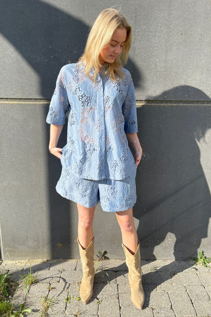 Forudbestilling - Love & Divine - Love971-8 18607 - 402 - D. Blue