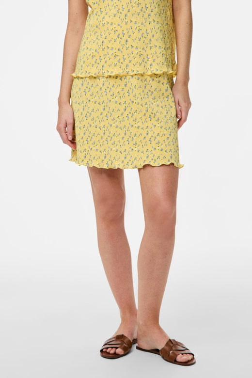 Pieces - Pcflora Short Skirt - 4699153 Pale Banana Small Flower