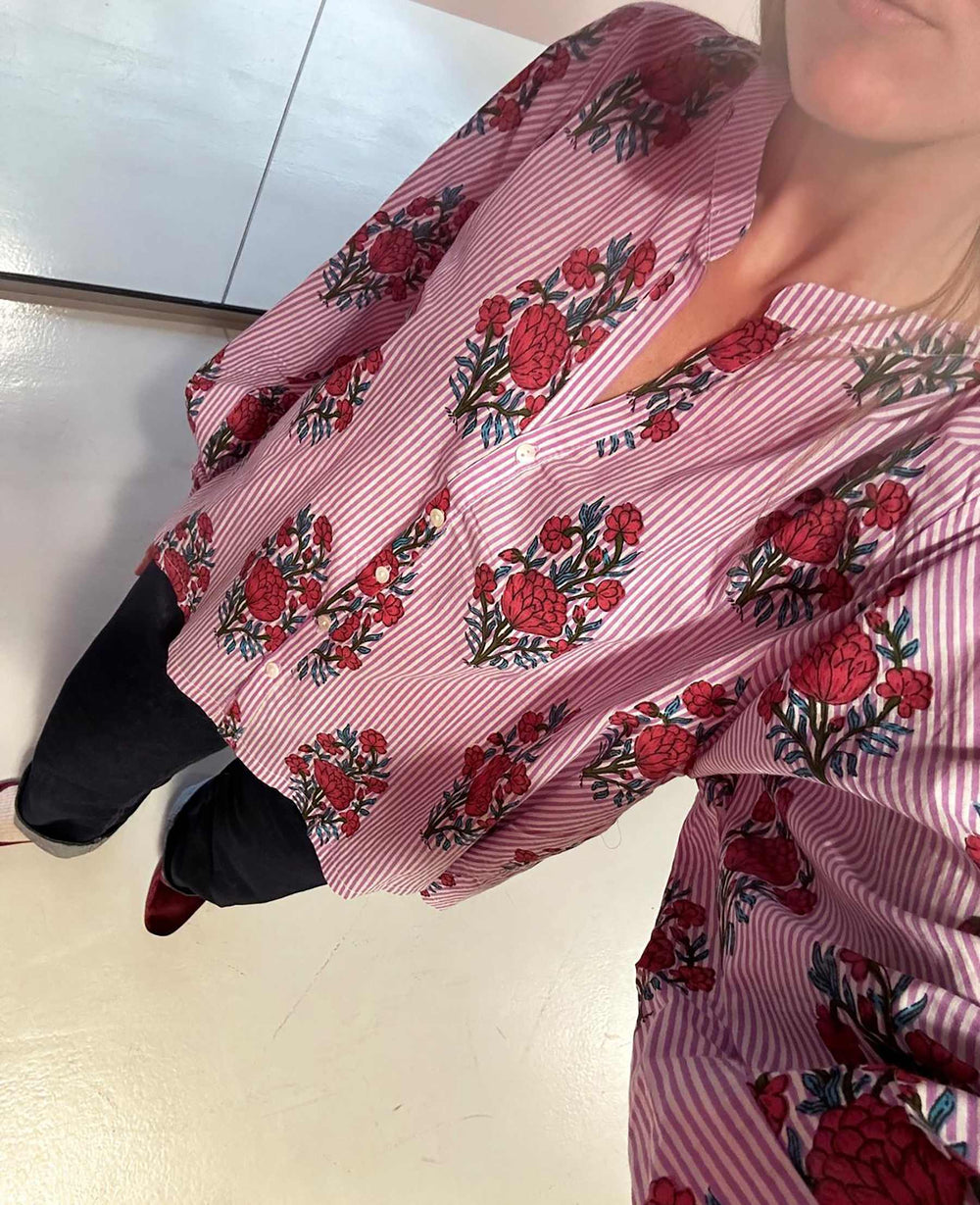 Forudbestilling - Sissel Edelbo - Lara Top SE 1655 - Poetic Purple Skjorter 