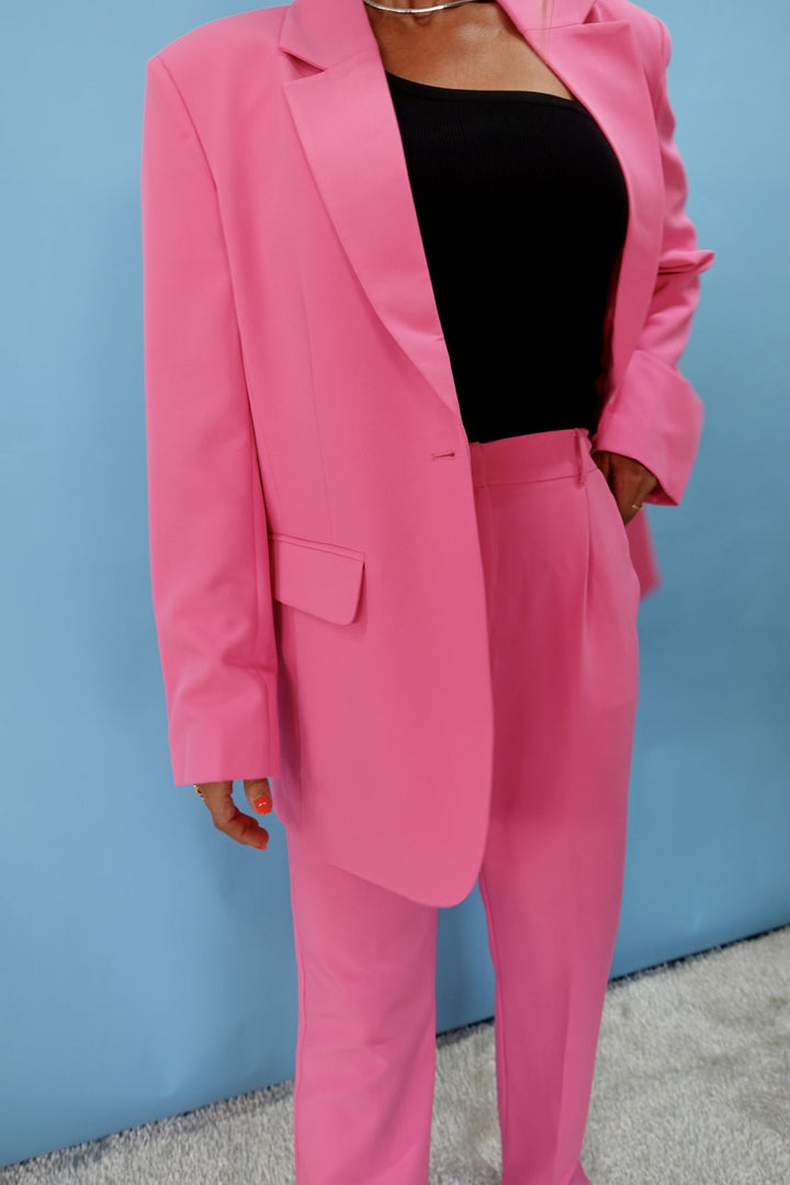 Forudbestilling - Valentin Studio - Power Suite Blazer - Pink (September) Blazere 
