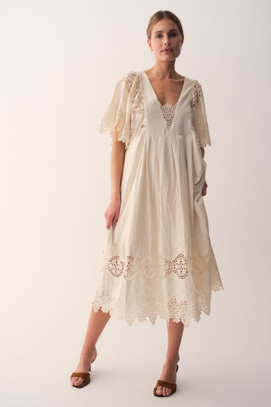 Gossia - Chiligo Dress G2870 - Creme Kjoler 