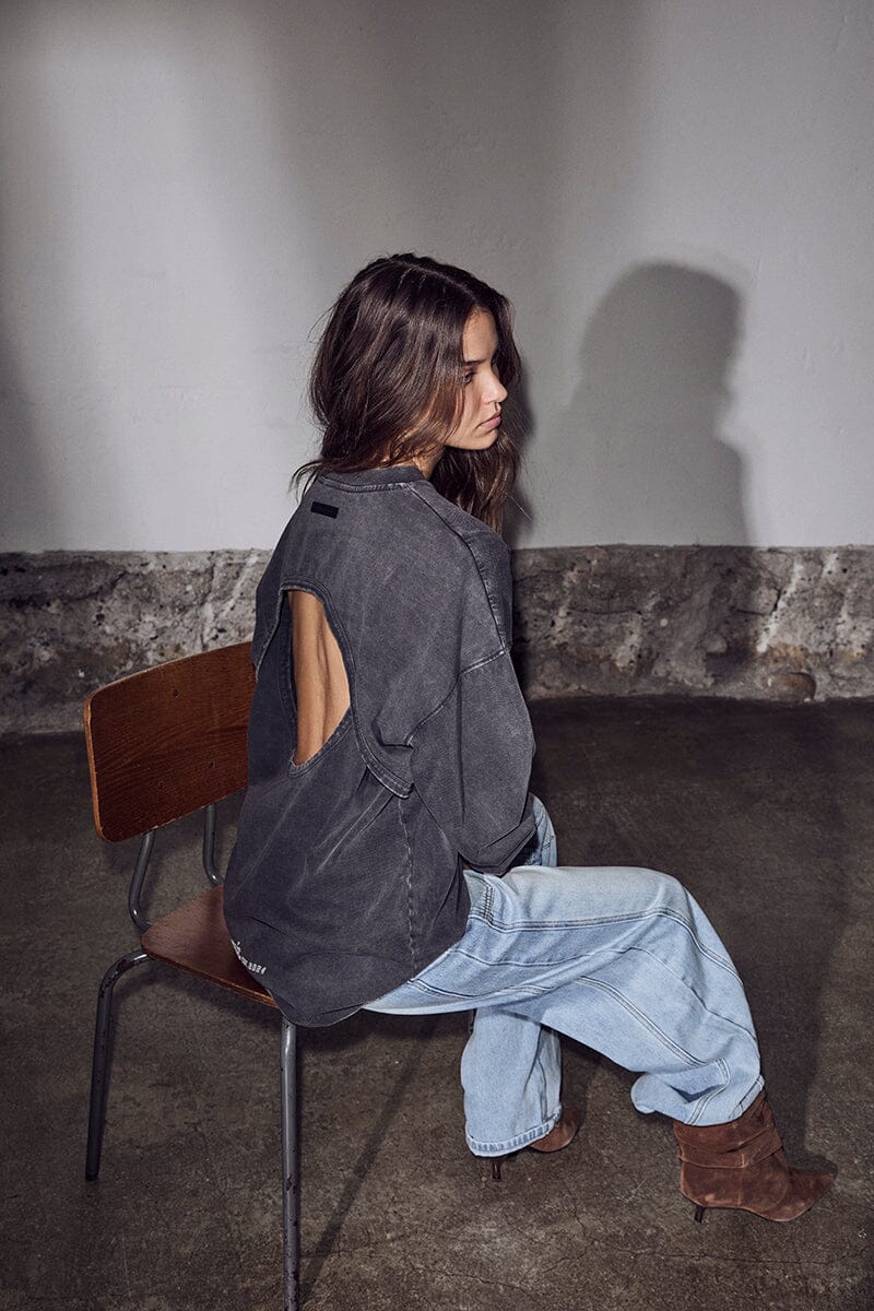 Haute L'Amitié - Romie Acid Back Hole Sweat HL10691 - Black Acid Wash Sweatshirts 