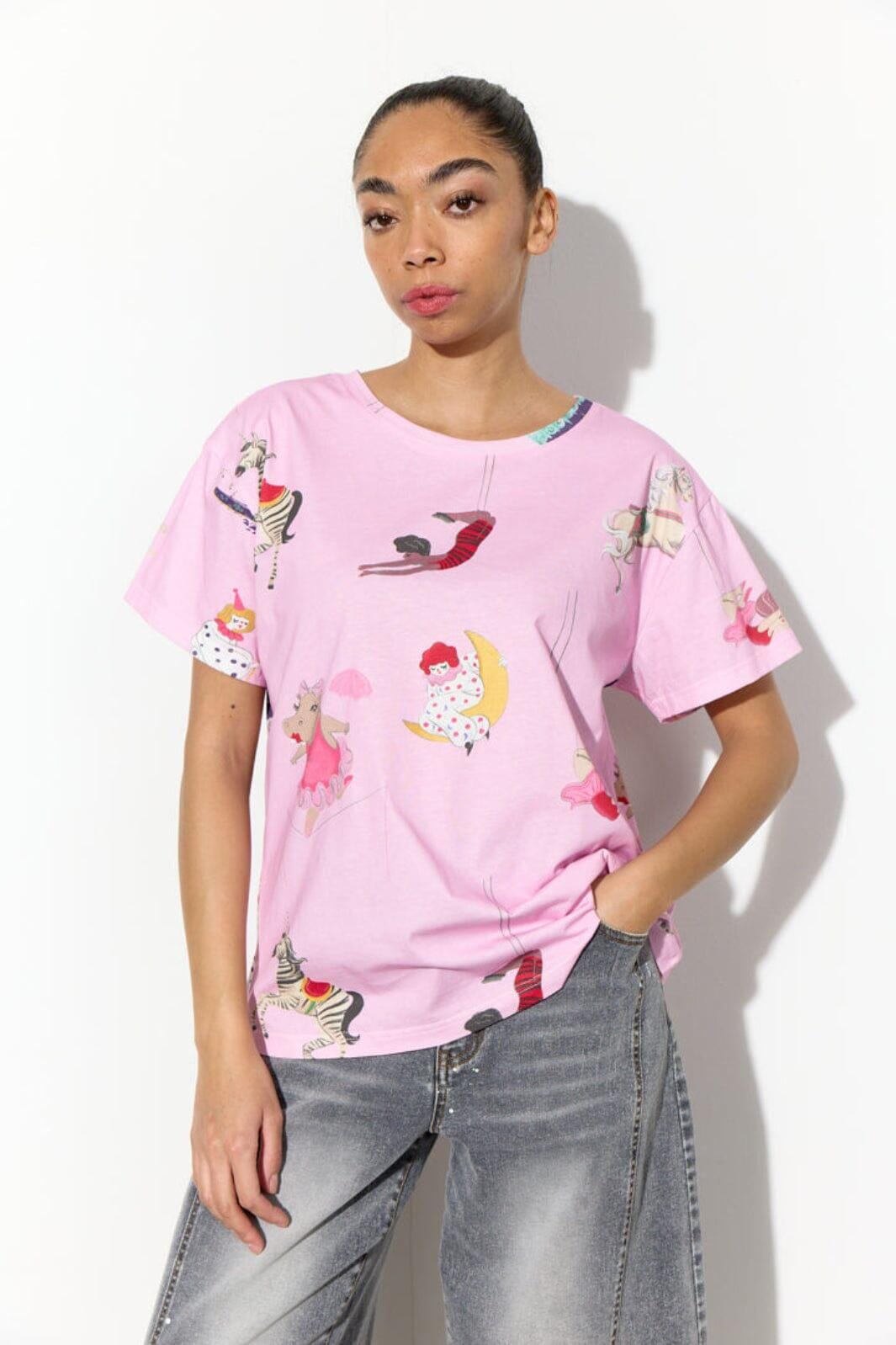 Hunkøn - Mirage T-Shirt 26502 - Pink Showstopper Art Print T-shirts 