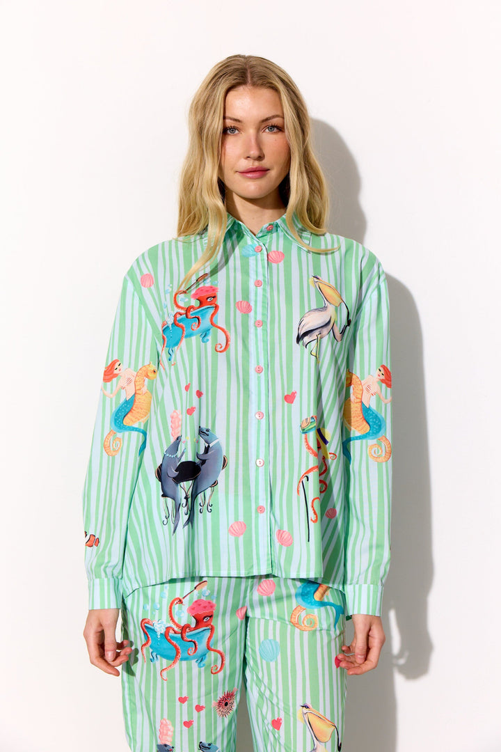 Hunkøn - Nessie Shirt 26049 - Green Ocean Art Print Skjorter 