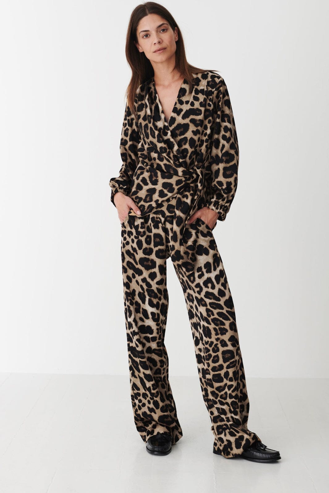 Karmamia - Elena Blouse 2211 - Hammered Leopard Bluser 