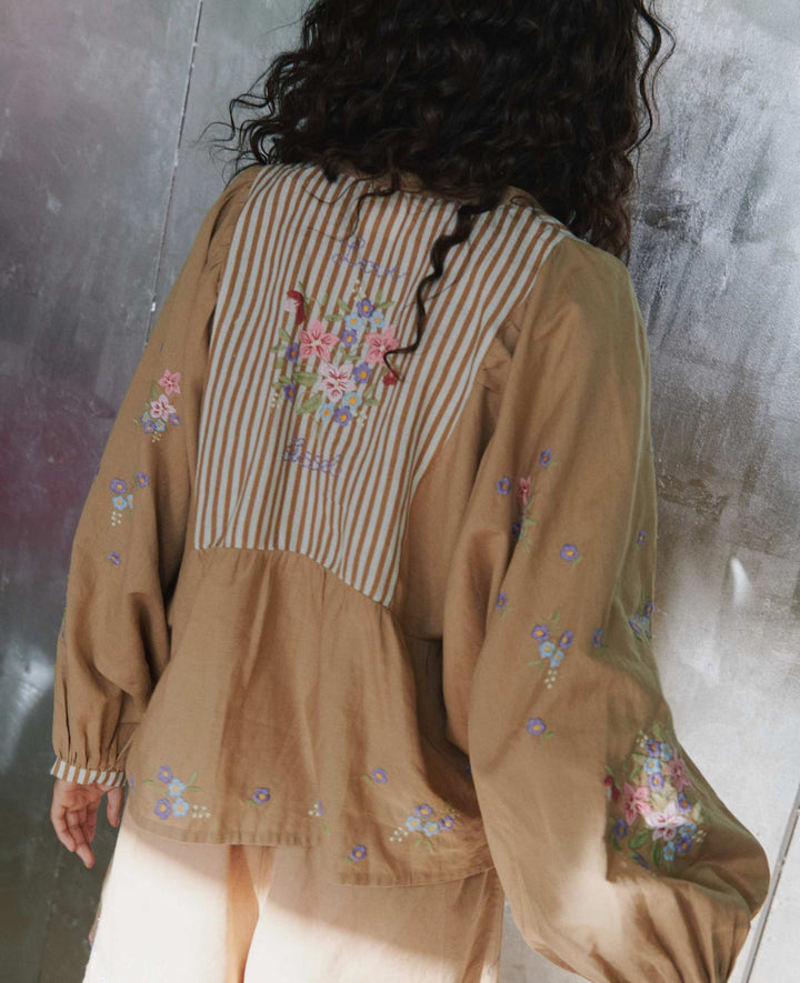 Sissel Edelbo - Bellisima Top SE 1896 - Light Hazel