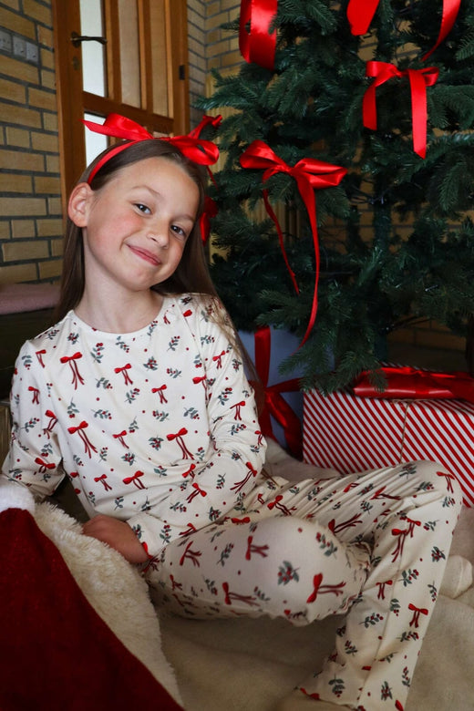 Liberte Ami - Alma-Pants (Kids) 9600 - Red Bow Creme