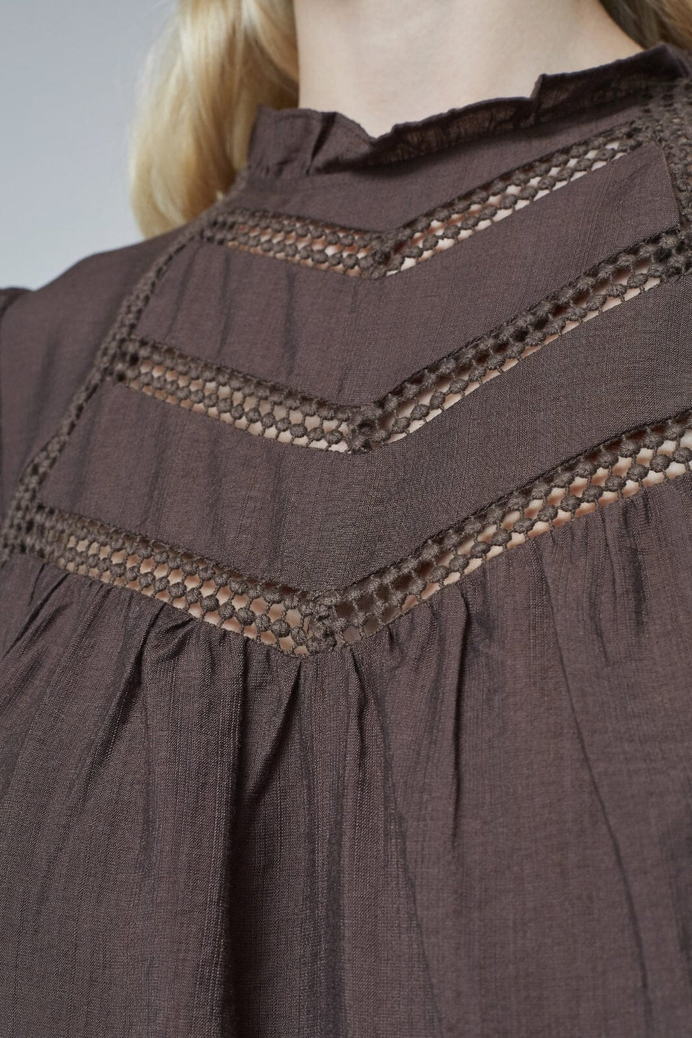Love & Divine - Love1374 18903 - 220 - Brown