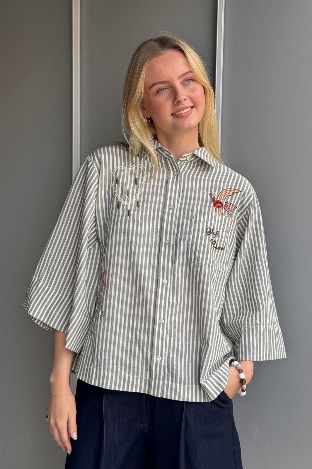 Love & Divine - Love1562-1 20202 - 207 - Khaki Stripes Skjorter 