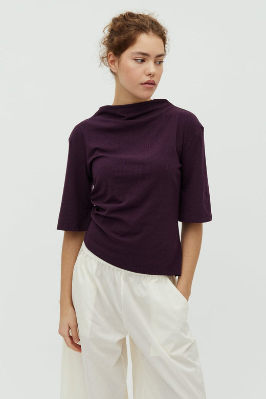 MbyM - Hockney-M 64631205 - V96 - Plum Perfect T-shirts 