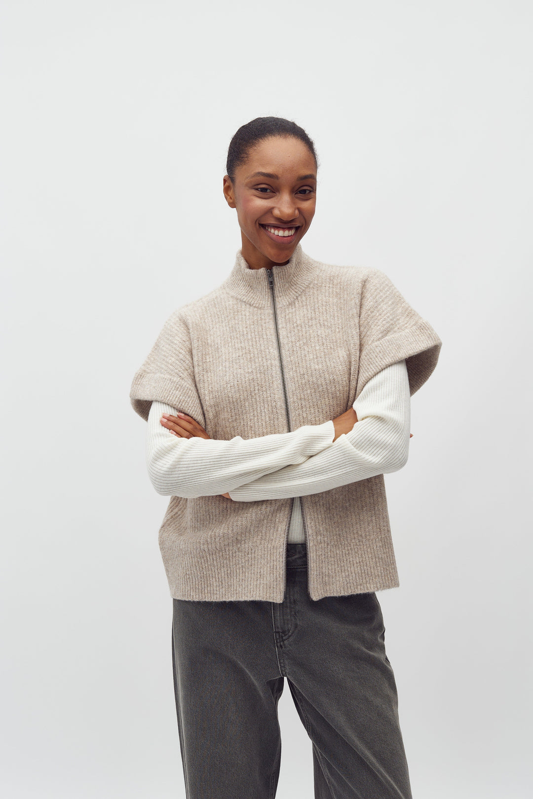 MbyM - Roselina Short-M 50529858 - Q52 - Light Taupe Melange Strikbluser 